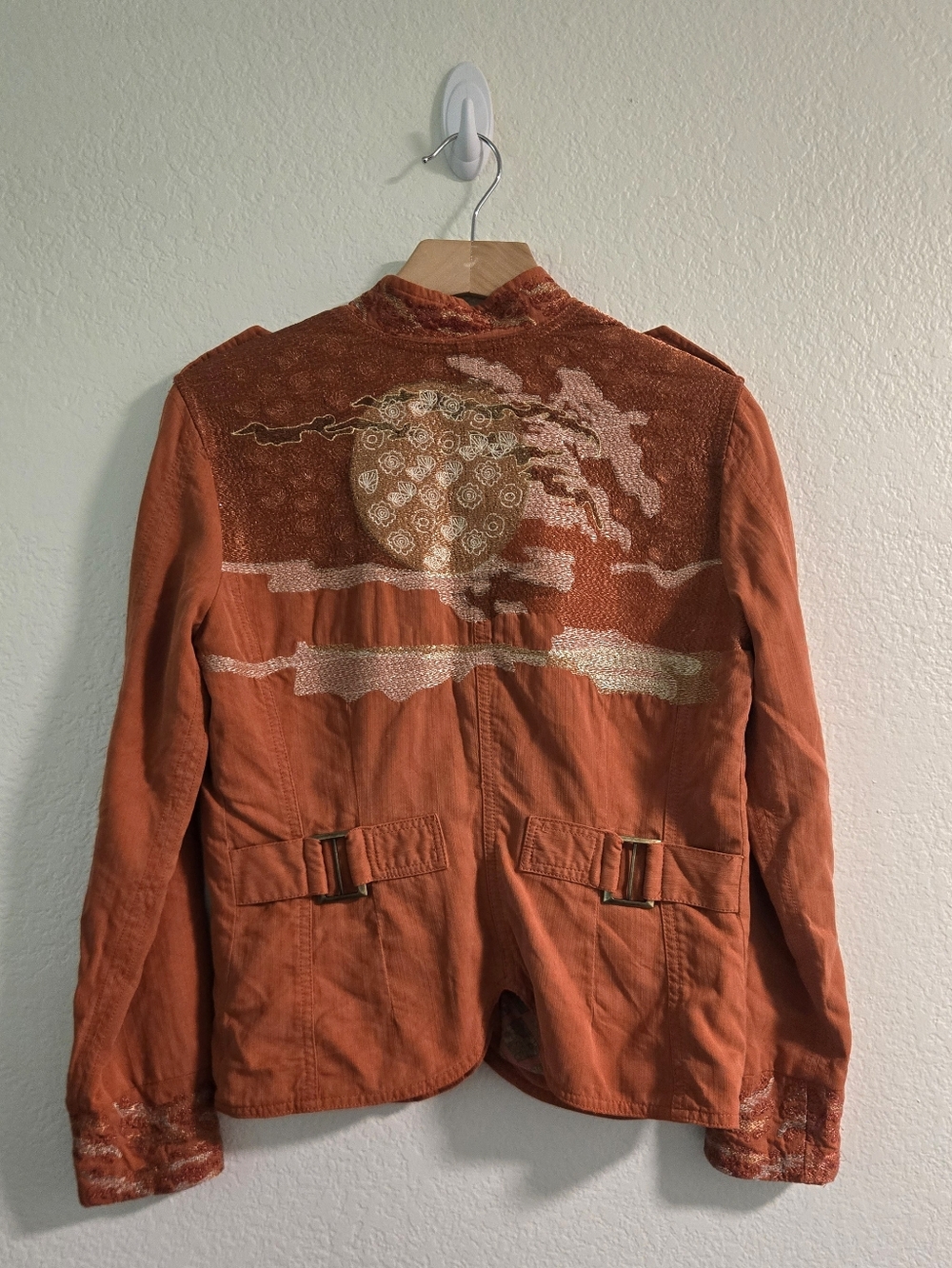 Da-Nang Embroidered Jacket